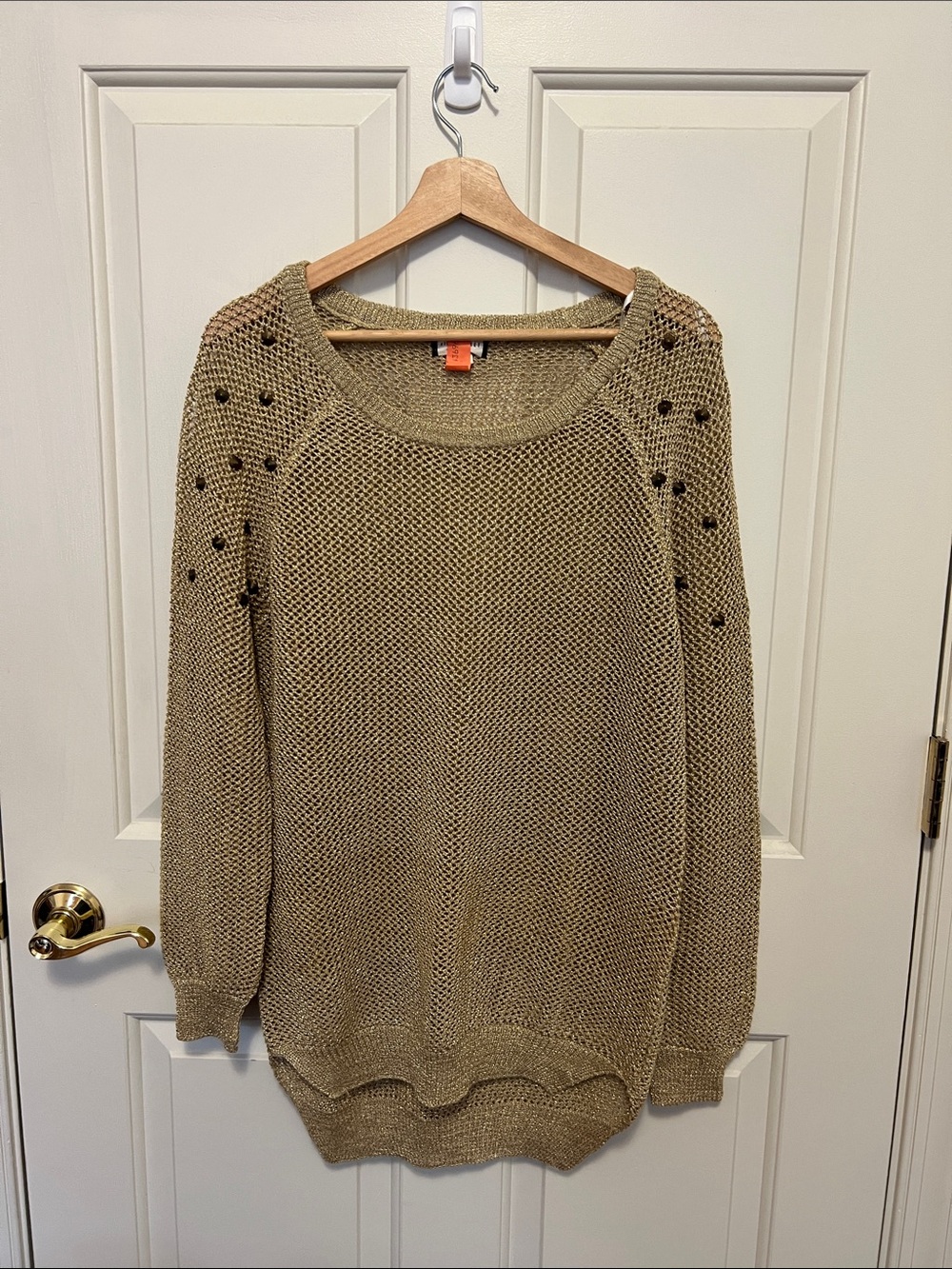 Relaxed Knit Scoop Neck Sweater in Tan